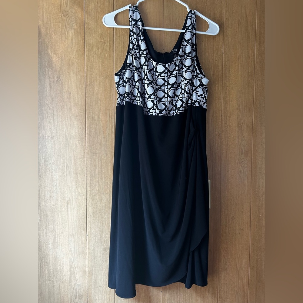 MSK Black and White Sheath Midi Dress Size 2X
